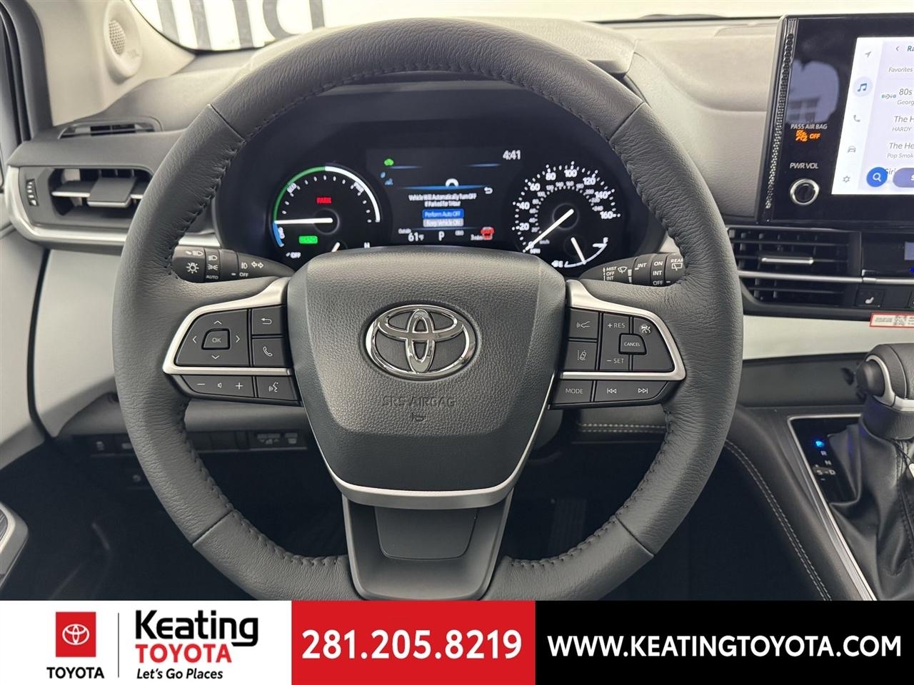 Toyota Sienna XLE 7-Passenger 2026