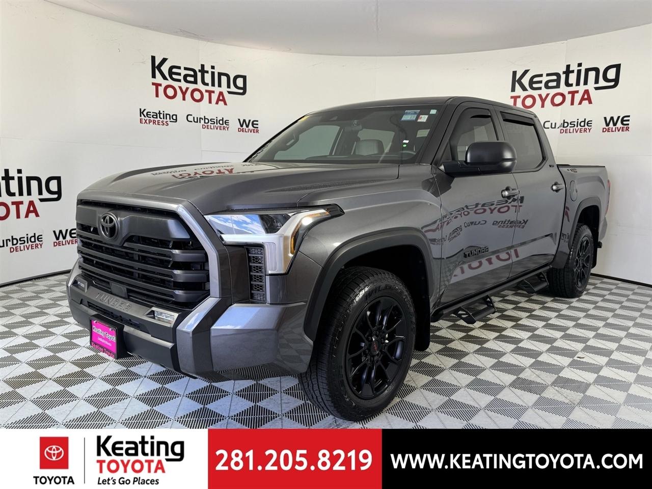 Toyota Tundra SR5 CrewMax 4WD 2025