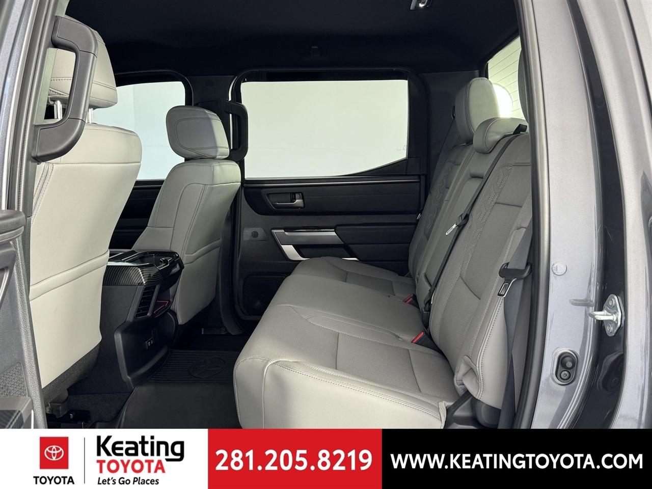 Toyota Tundra SR5 CrewMax 4WD 2025