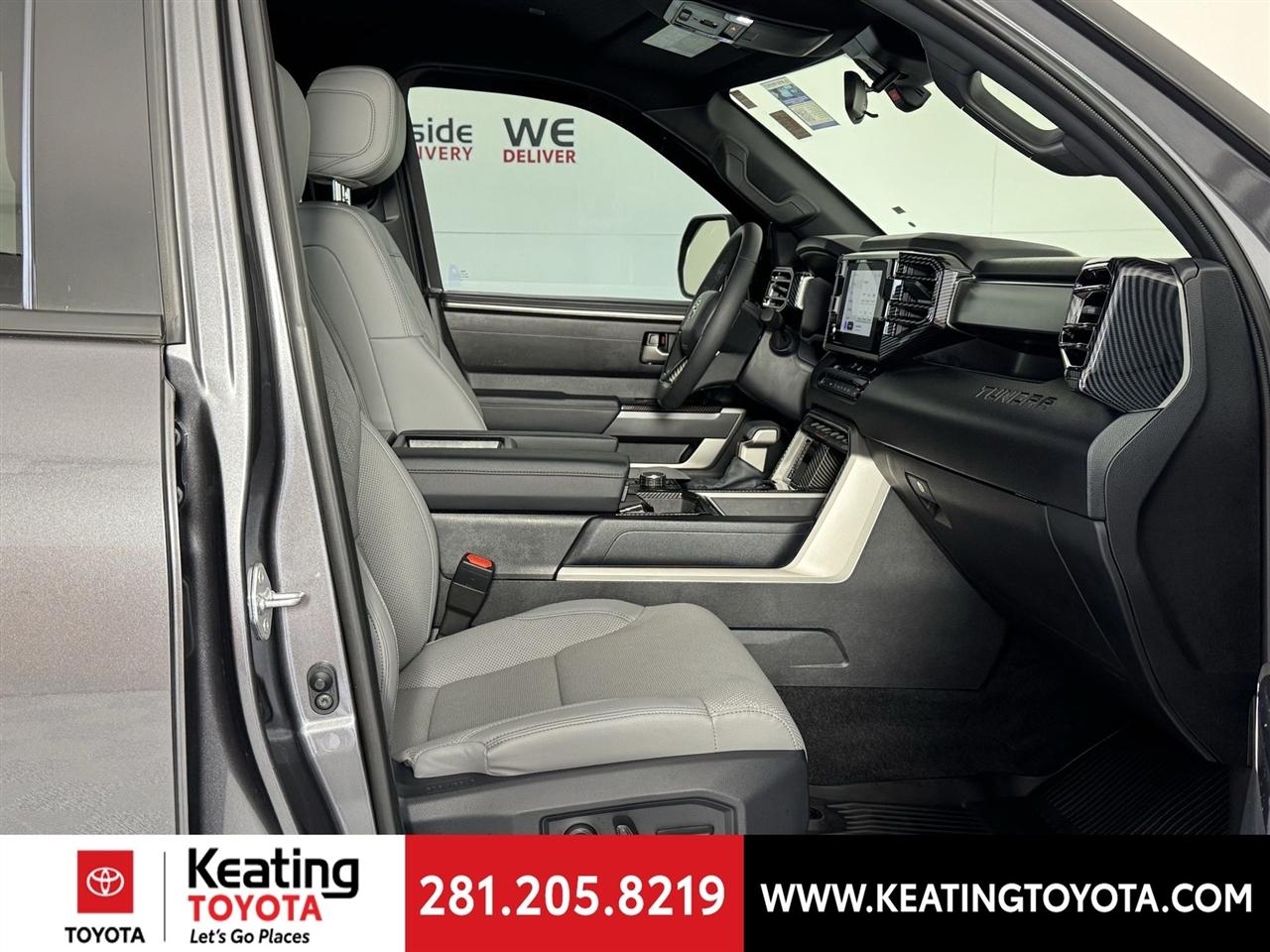 Toyota Tundra SR5 CrewMax 4WD 2025