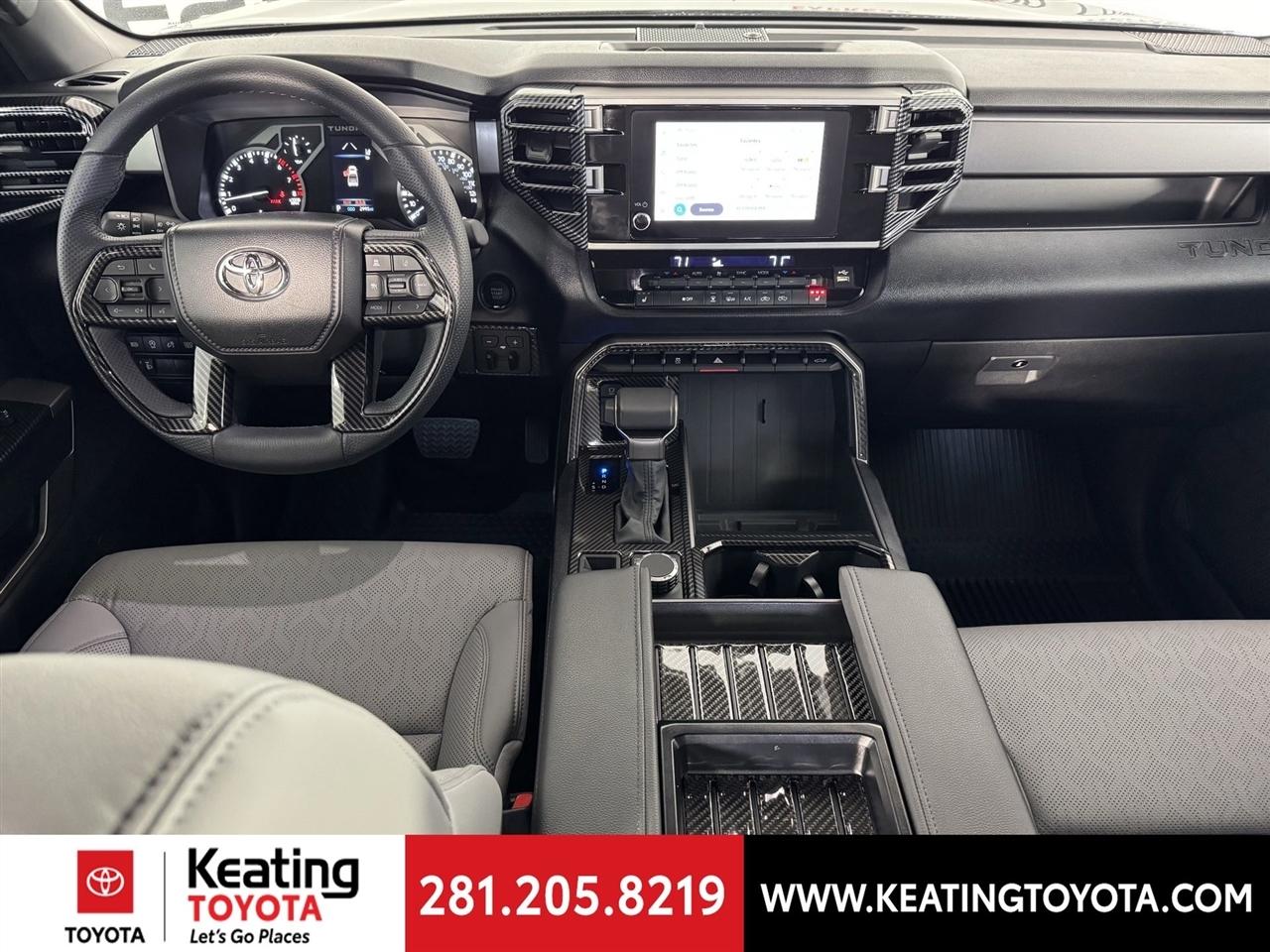 Toyota Tundra SR5 CrewMax 4WD 2025