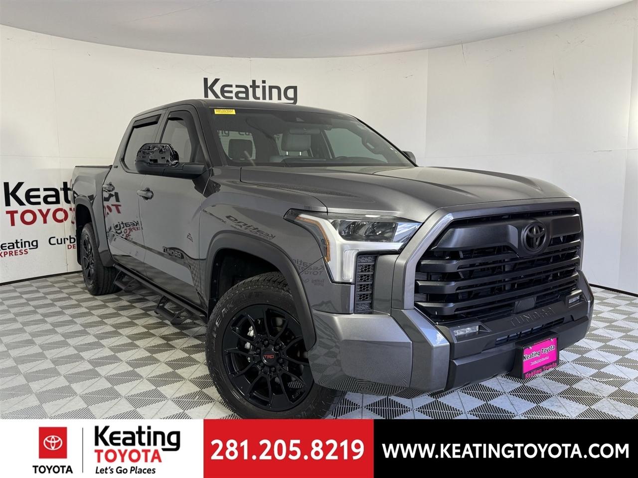 Toyota Tundra SR5 CrewMax 4WD 2025