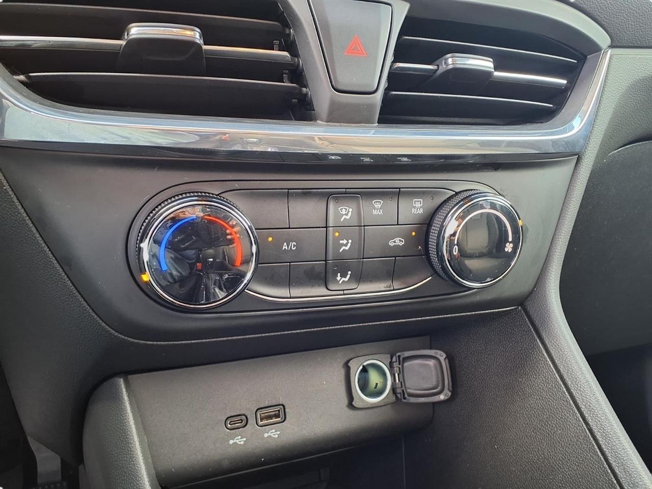 Buick Encore GX Preferred 2025