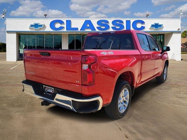 Chevrolet Silverado 1500 LT-L Crew Cab 4WD 2024