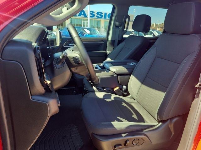 Chevrolet Silverado 1500 LT-L Crew Cab 4WD 2024