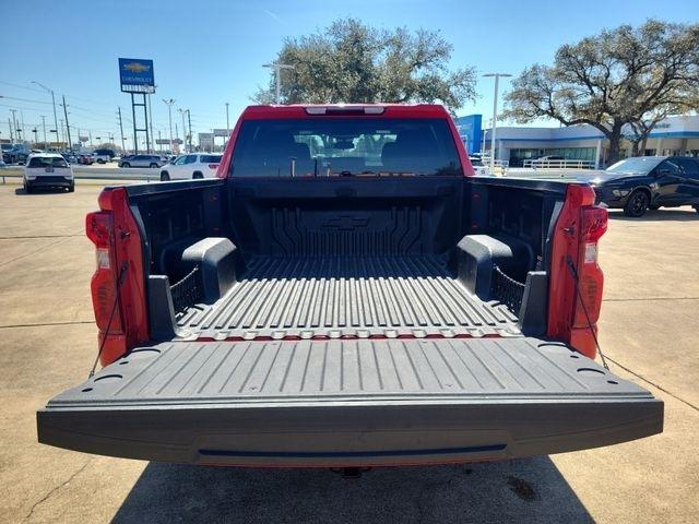 Chevrolet Silverado 1500 LT-L Crew Cab 4WD 2024