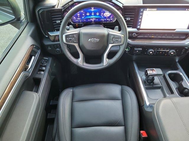 Chevrolet Silverado 1500 RST Crew Cab 4WD 2025