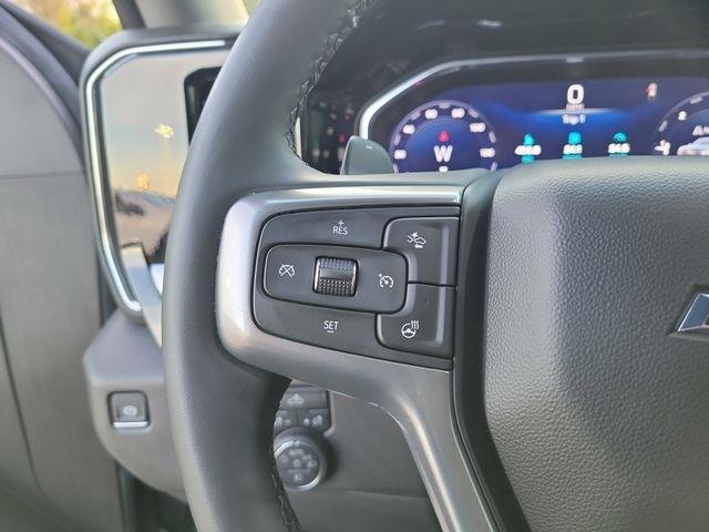 Chevrolet Silverado 1500 RST Crew Cab 4WD 2025