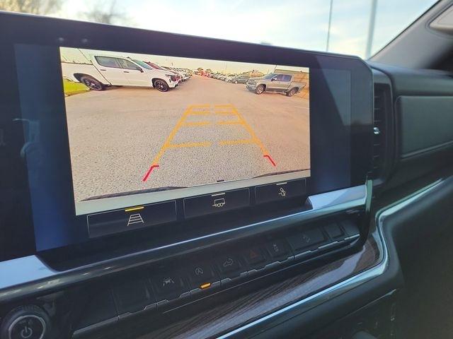 Chevrolet Silverado 1500 RST Crew Cab 4WD 2025