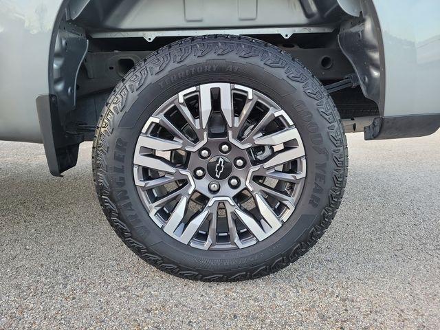 Chevrolet Silverado 1500 RST Crew Cab 4WD 2025