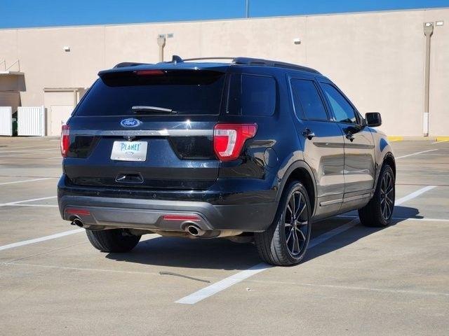 Ford Explorer XLT FWD 2017