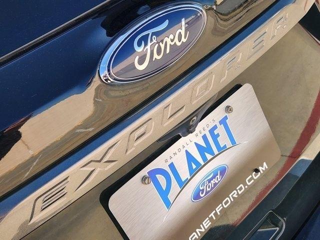 Ford Explorer XLT FWD 2017