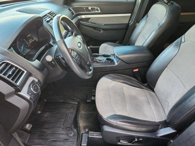 Ford Explorer XLT FWD 2017