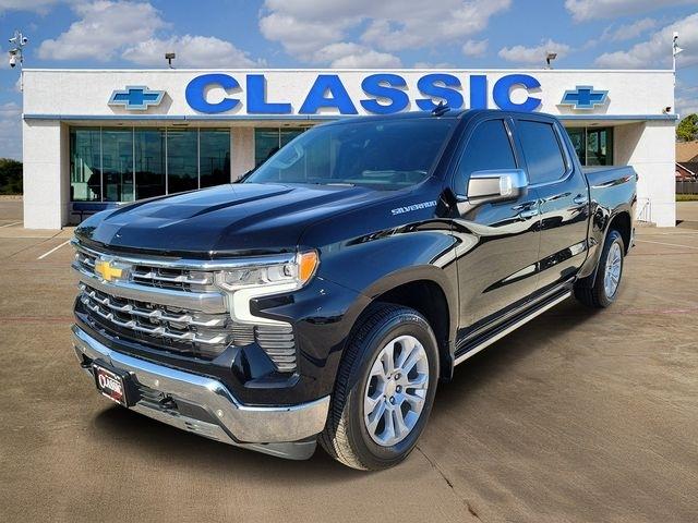 Chevrolet Silverado 1500 LTZ Crew Cab 2WD 2022