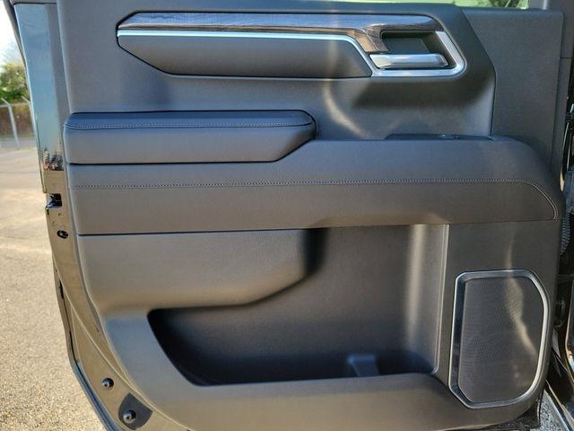 Chevrolet Silverado 1500 LTZ Crew Cab 2WD 2022