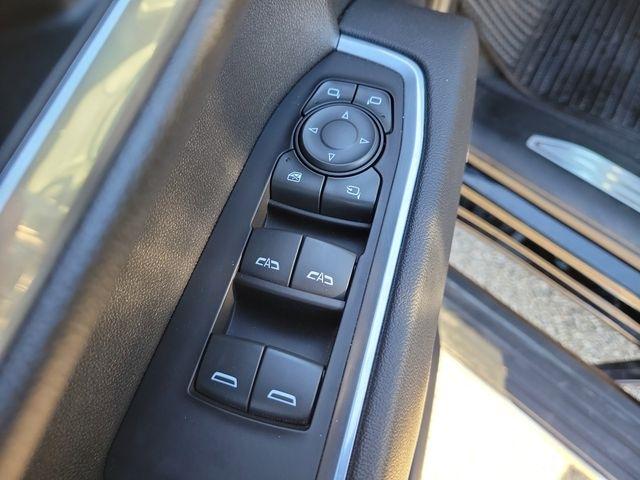 Chevrolet Silverado 1500 LTZ Crew Cab 2WD 2022