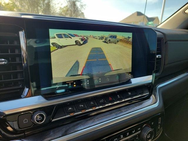 Chevrolet Silverado 1500 LTZ Crew Cab 2WD 2022