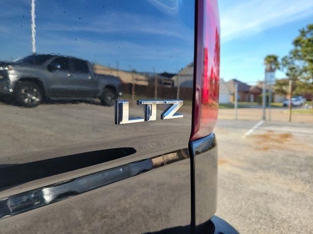 Chevrolet Silverado 1500 LTZ Crew Cab 2WD 2022