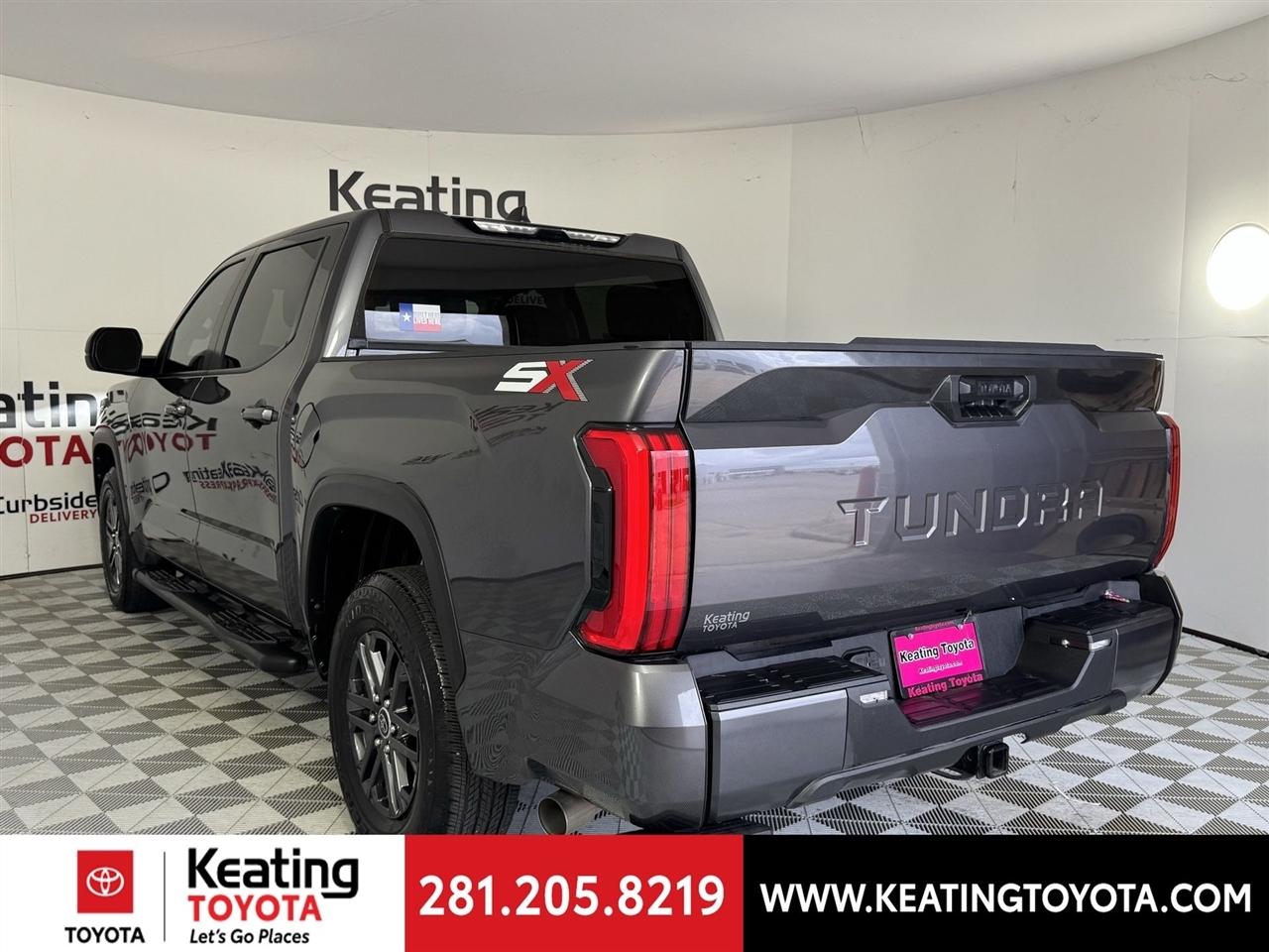 Toyota Tundra SR5 CrewMax 2WD 2024