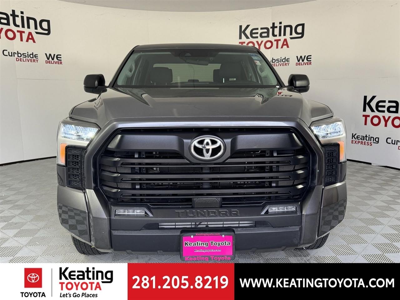 Toyota Tundra SR5 CrewMax 2WD 2024