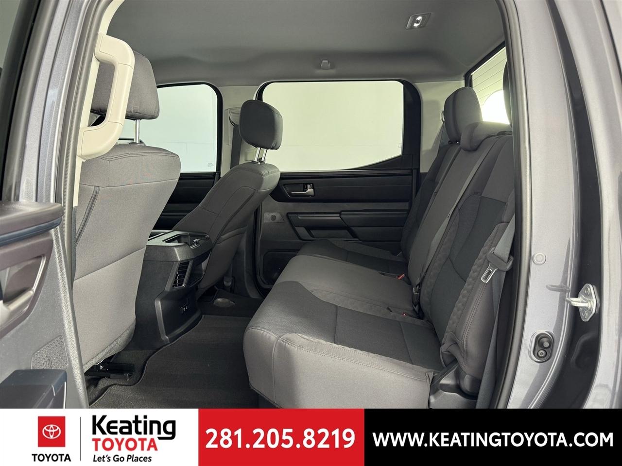 Toyota Tundra SR5 CrewMax 2WD 2024