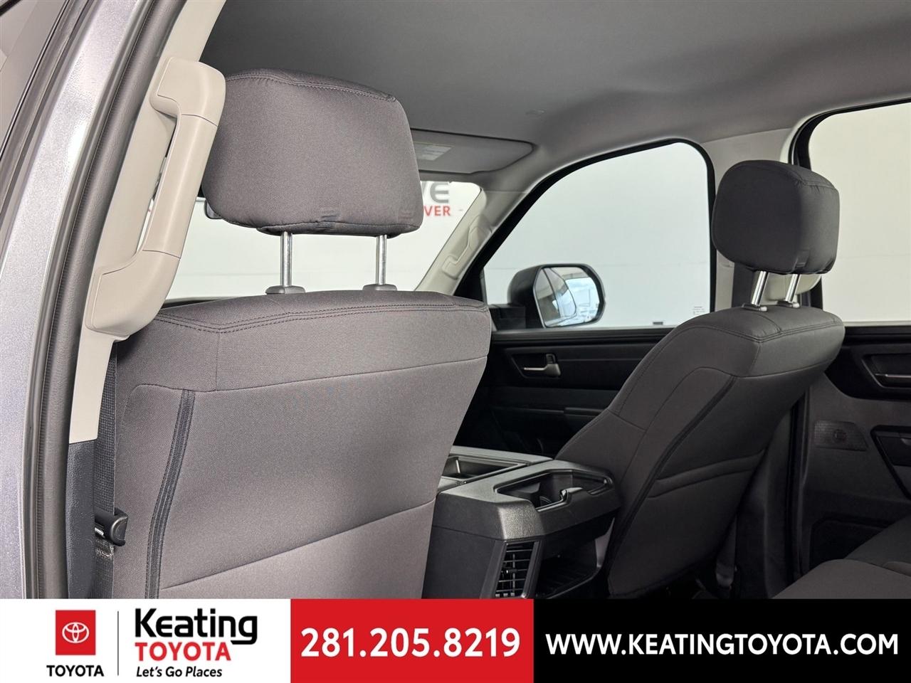 Toyota Tundra SR5 CrewMax 2WD 2024