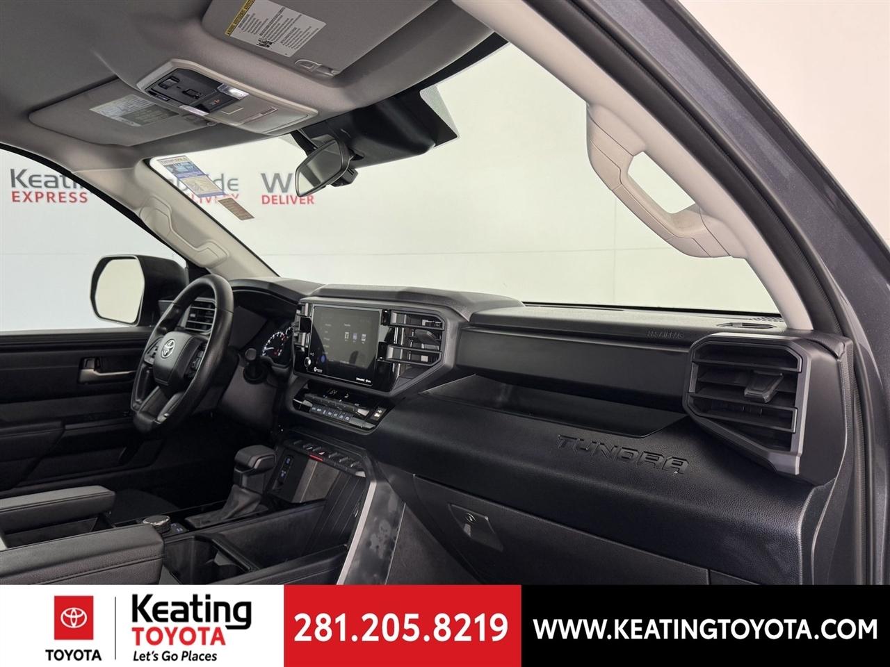 Toyota Tundra SR5 CrewMax 2WD 2024