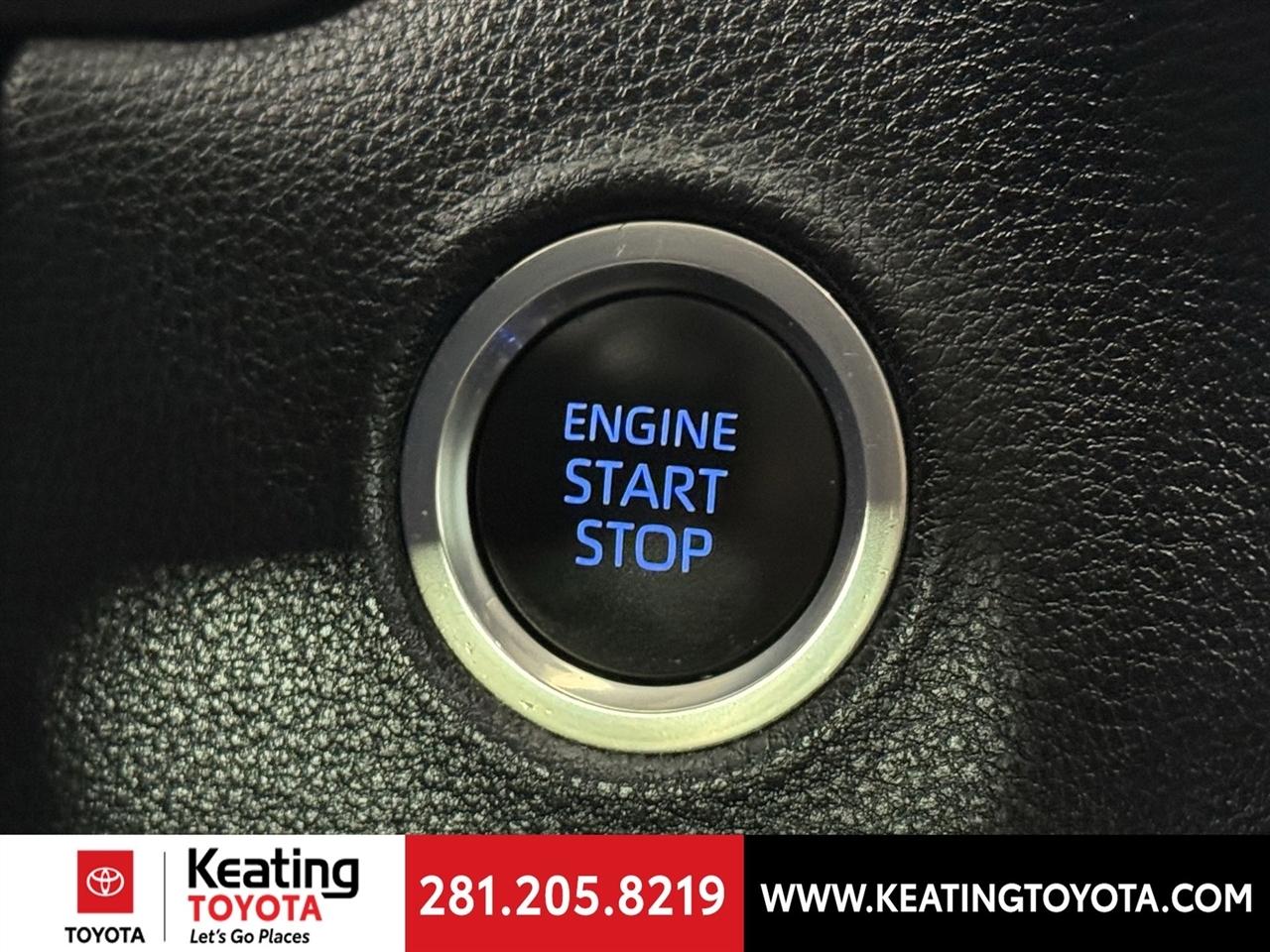 Toyota Tundra SR5 CrewMax 2WD 2024