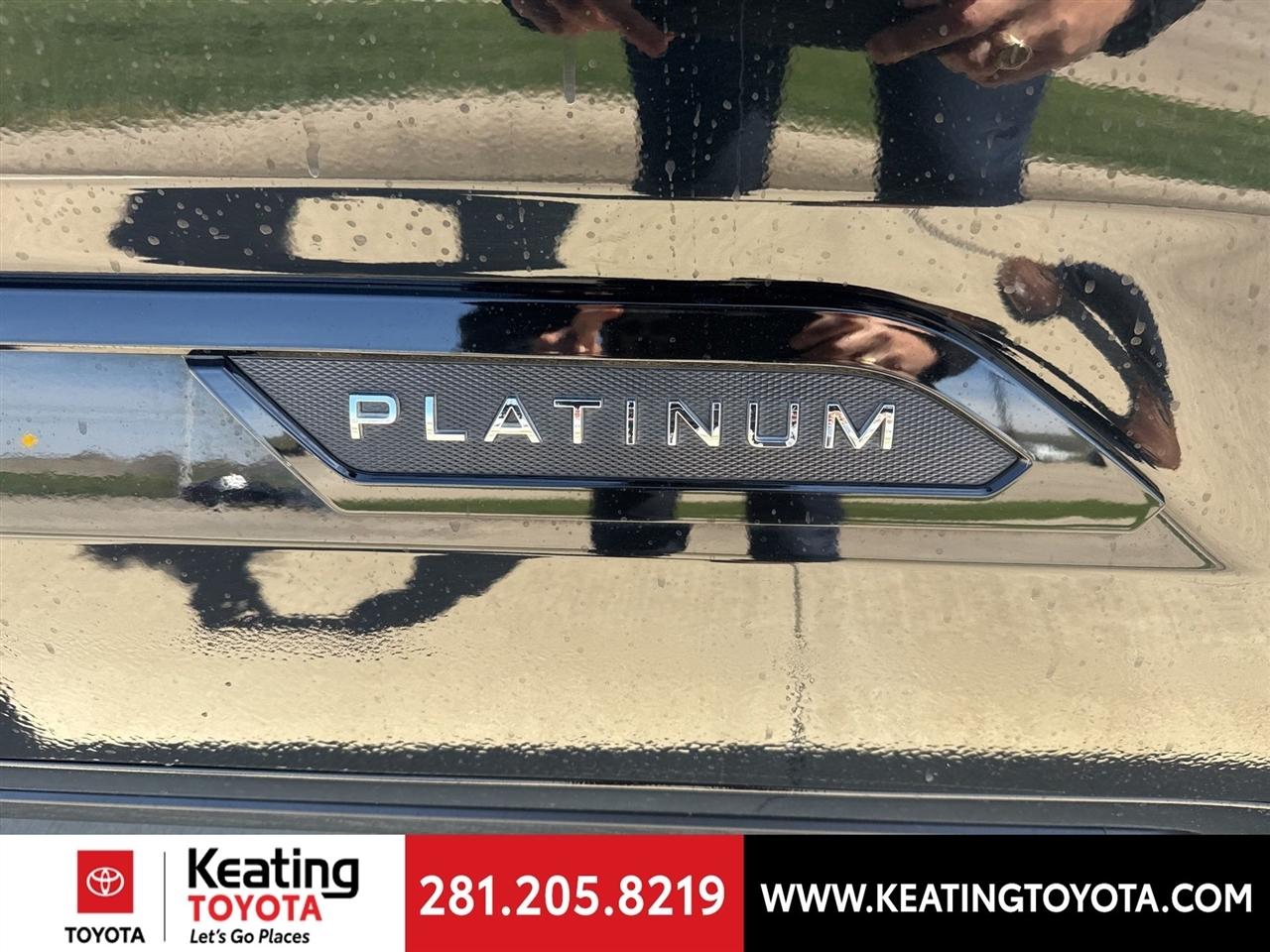 Toyota Tundra Platinum CrewMax 4WD Hybrid 2023