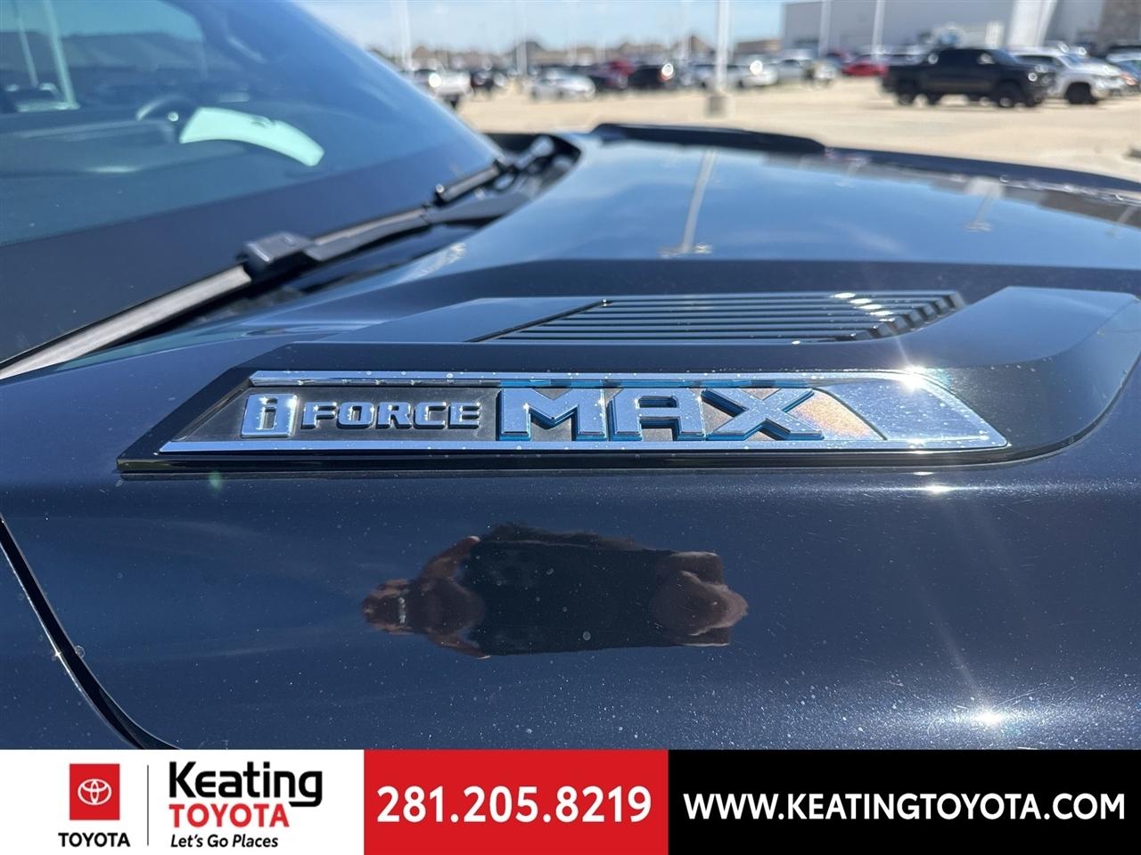 Toyota Tundra Platinum CrewMax 4WD Hybrid 2023