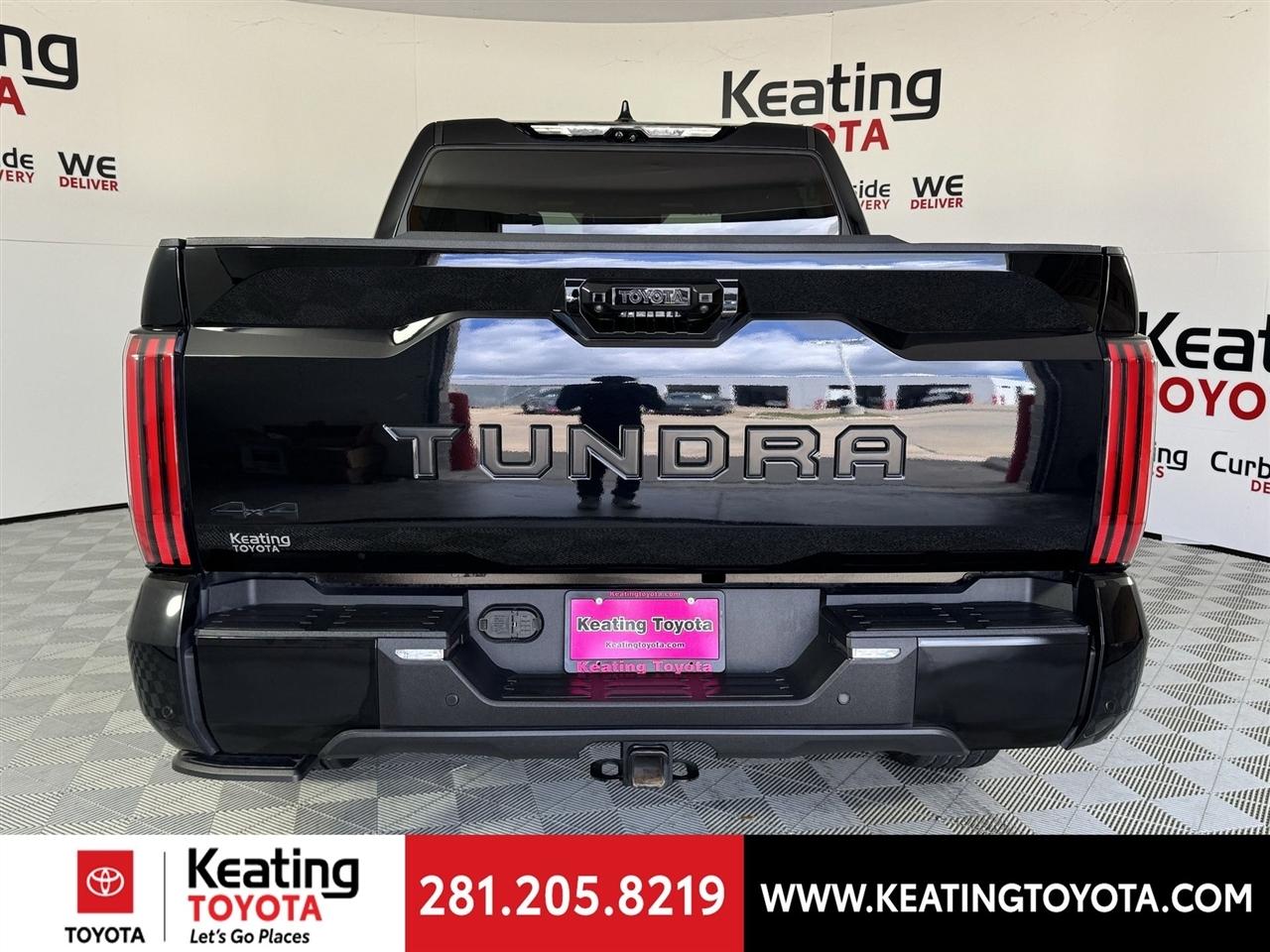 Toyota Tundra Platinum CrewMax 4WD Hybrid 2023