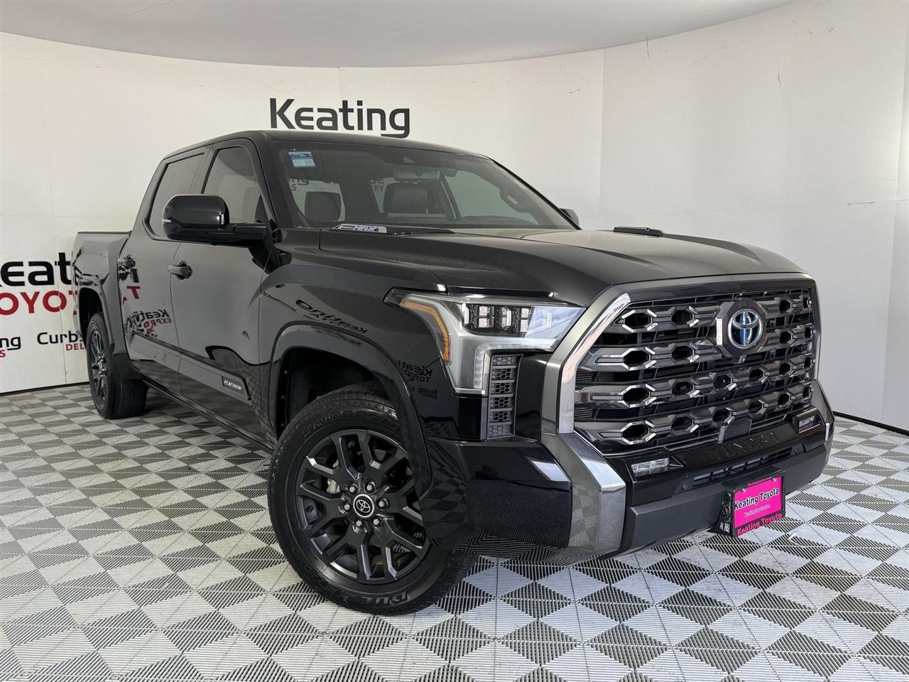 Toyota Tundra Platinum CrewMax 4WD Hybrid 2023