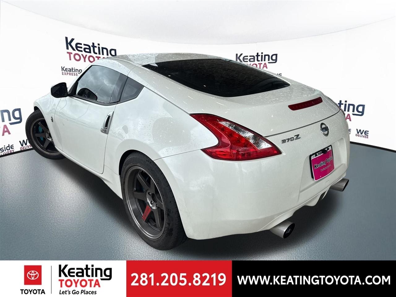 Nissan Z 370Z Coupe 2010