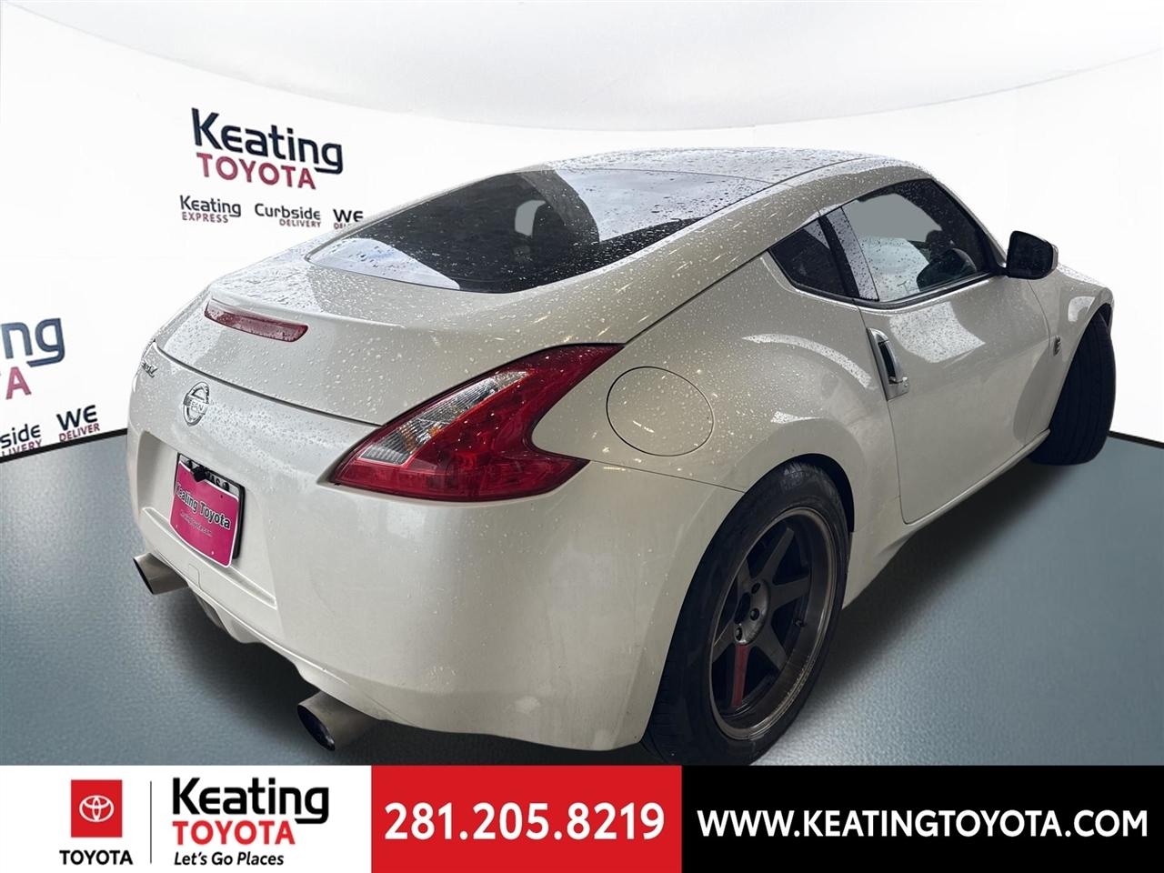 Nissan Z 370Z Coupe 2010