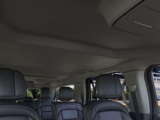 Lincoln Navigator L Premiere 2026