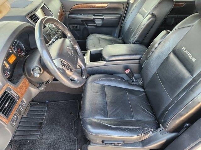 Nissan Armada Platinum 2WD 2014