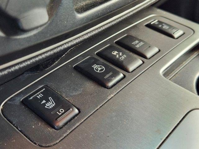 Nissan Armada Platinum 2WD 2014