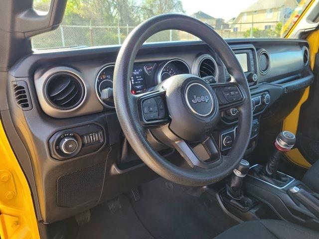 Jeep Wrangler Sport 2021