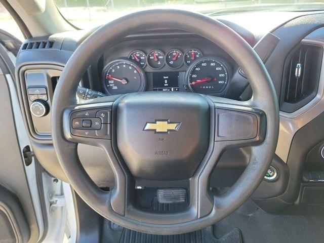 Chevrolet Silverado 1500 Custom Crew Cab 2WD 2023