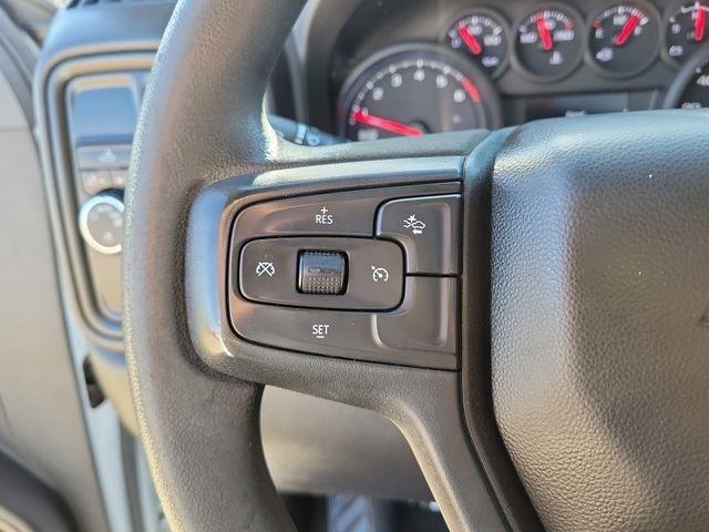 Chevrolet Silverado 1500 Custom Crew Cab 2WD 2023