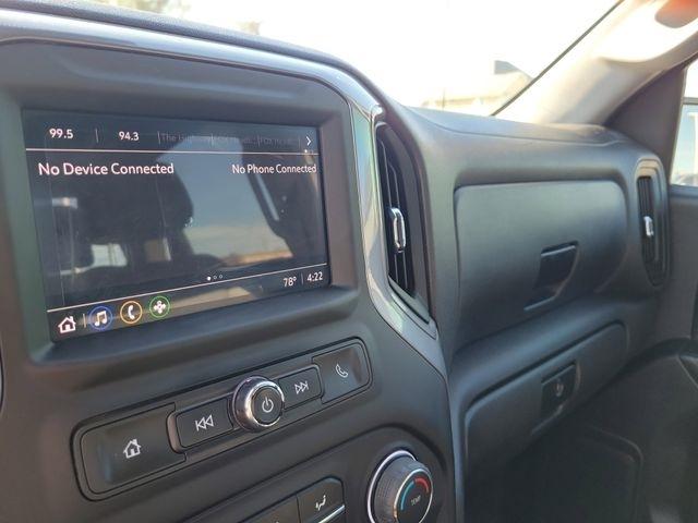 Chevrolet Silverado 1500 Custom Crew Cab 2WD 2023