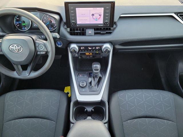 Toyota RAV4 Hybrid XLE 2021