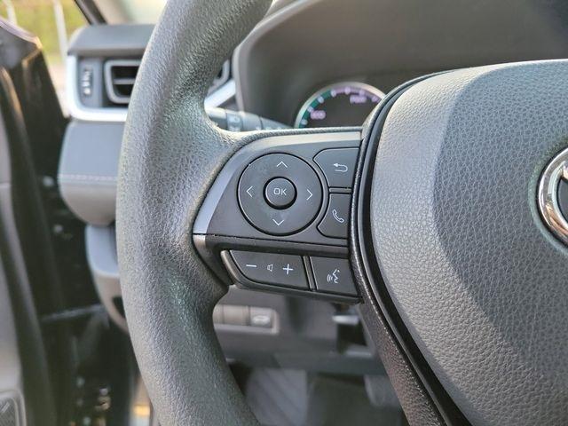 Toyota RAV4 Hybrid XLE 2021