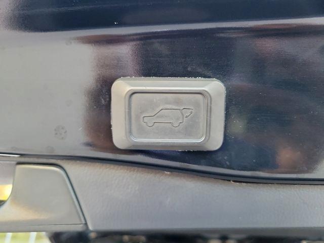 Toyota RAV4 Hybrid XLE 2021