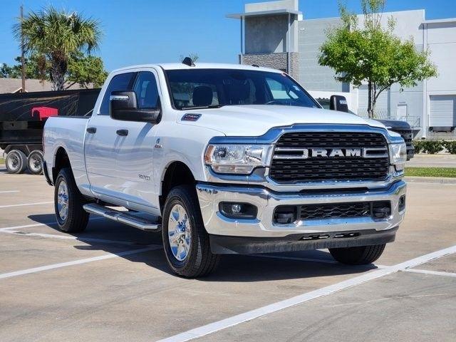RAM 2500 Tradesman Crew Cab SWB 4WD 2024