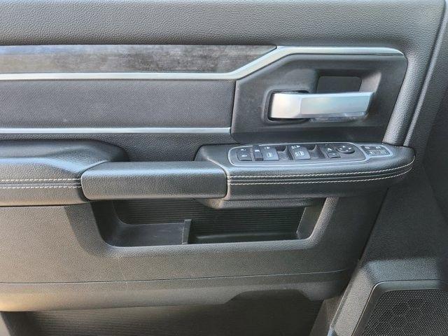 RAM 2500 Tradesman Crew Cab SWB 4WD 2024