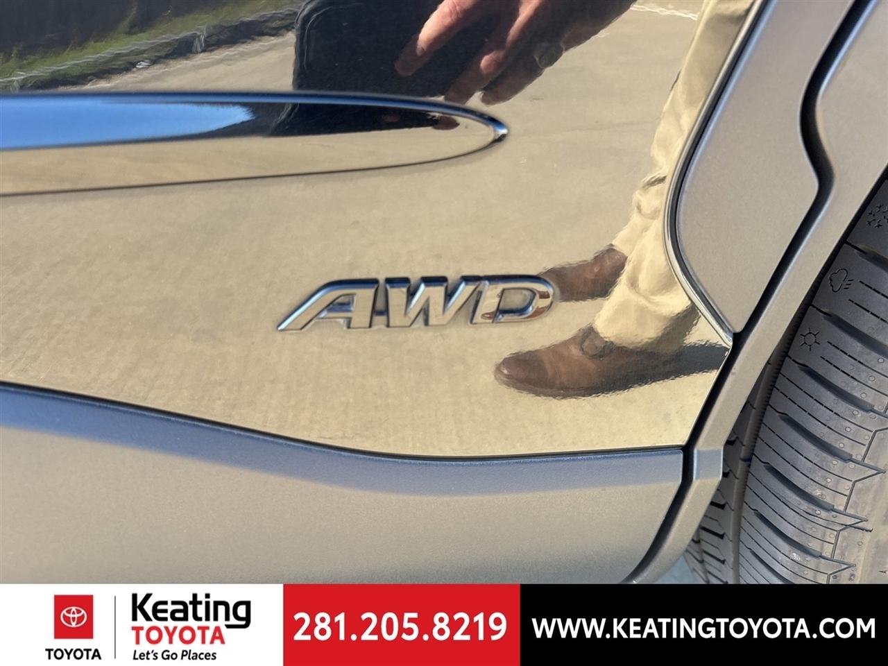 Toyota Corolla Cross XSE AWD 2024