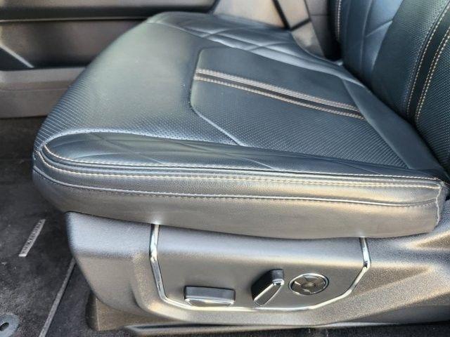 Ford Expedition Platinum 4WD 2024