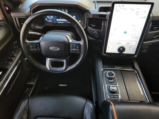 Ford Expedition Platinum 4WD 2024