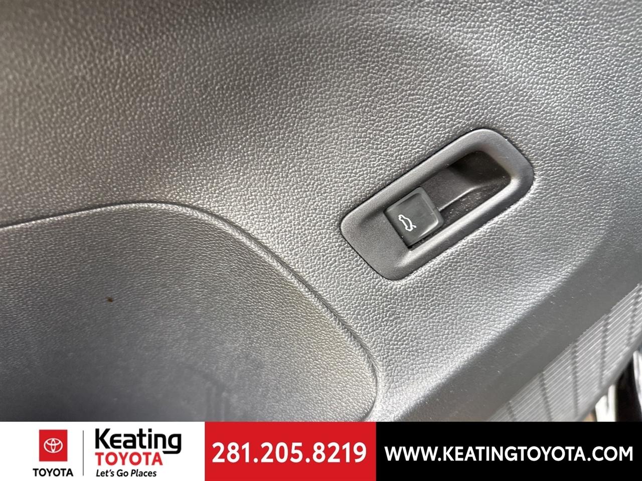 Volkswagen Atlas SE w/Technology 2025